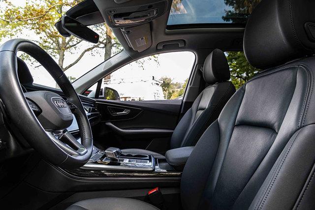 used 2024 Audi Q7 car, priced at $43,487