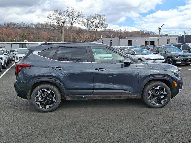 new 2025 Kia Seltos car, priced at $29,975