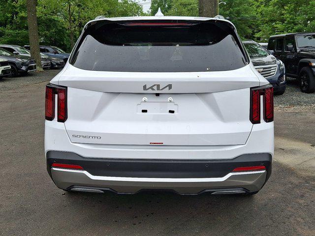 new 2025 Kia Sorento car, priced at $37,025