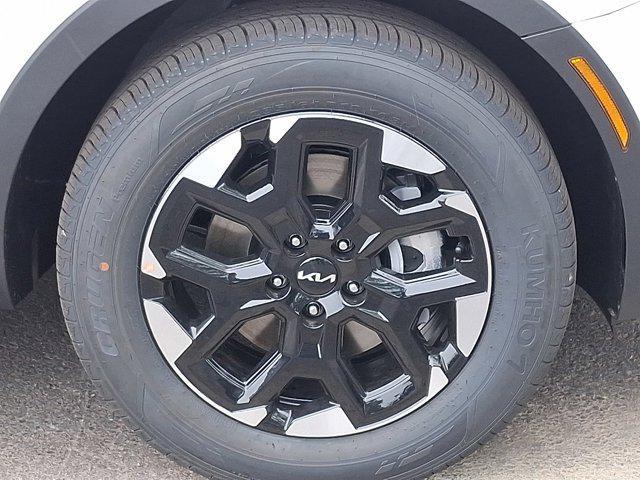 new 2025 Kia Sorento car, priced at $37,025