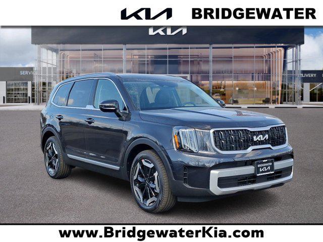 new 2025 Kia Telluride car, priced at $4,573,043