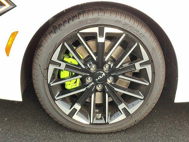 new 2026 Kia K5 car, priced at $35,160