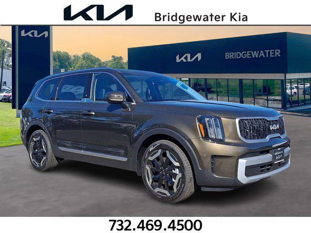 new 2025 Kia Telluride car, priced at $46,530