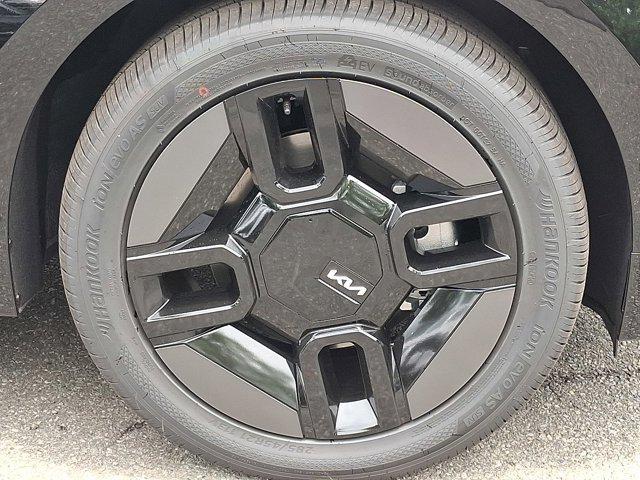 new 2026 Kia EV9 car, priced at $73,620