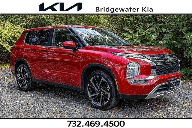 used 2024 Mitsubishi Outlander car, priced at $25,896