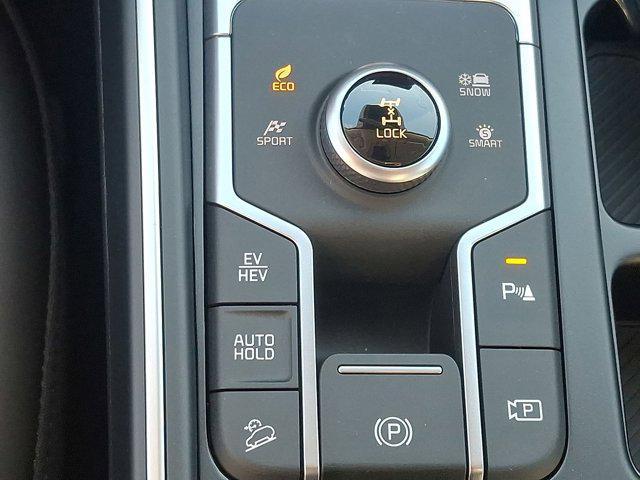 new 2025 Kia Sorento Plug-In Hybrid car, priced at $49,895