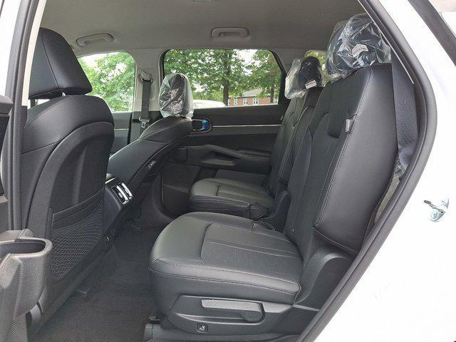 new 2025 Kia Sorento car, priced at $41,725