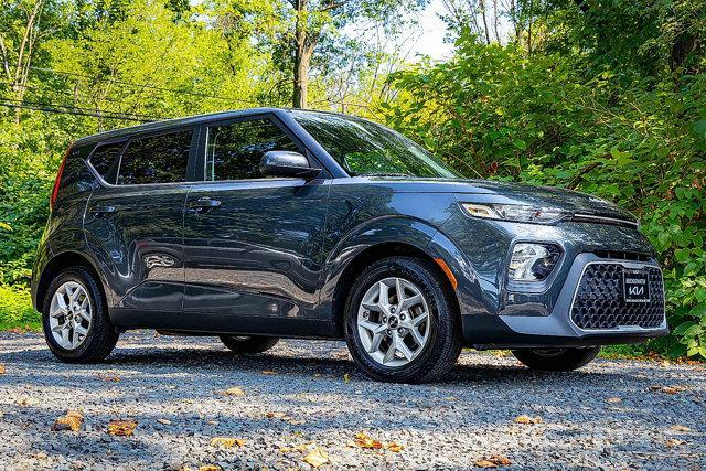 used 2022 Kia Soul car, priced at $16,595