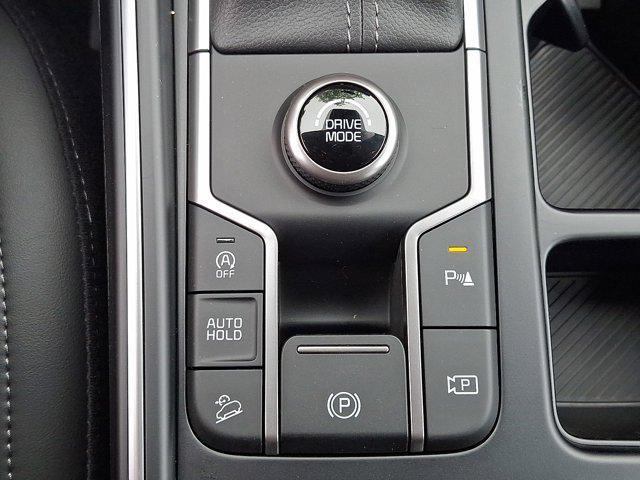 new 2025 Kia Sorento car, priced at $36,880