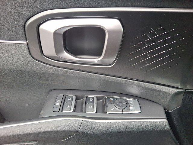 new 2025 Kia Sorento car, priced at $36,880