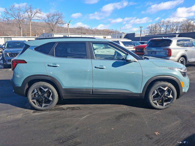 new 2025 Kia Seltos car, priced at $30,910