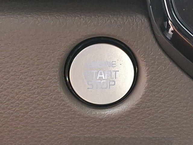 new 2025 Kia Carnival car, priced at $43,335