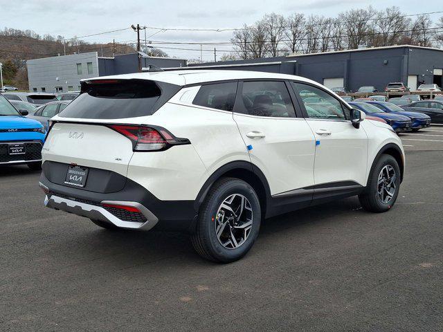 new 2025 Kia Sportage car, priced at $31,340