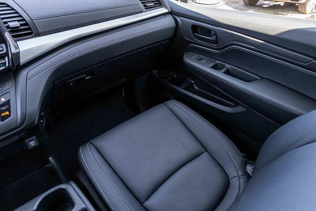 used 2024 Honda Odyssey car, priced at $33,986