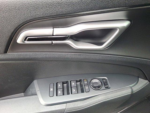 new 2026 Kia Sportage car, priced at $33,360