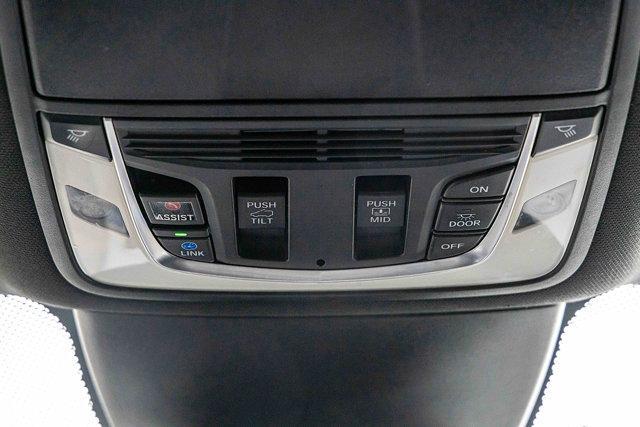 used 2024 Acura MDX car, priced at $44,900