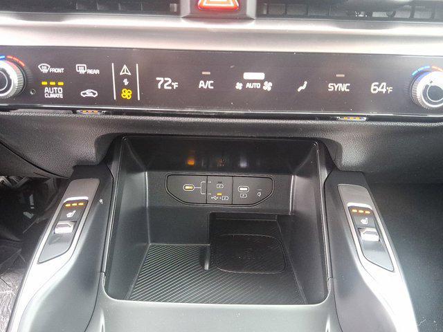 new 2025 Kia Sorento car, priced at $38,325