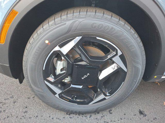 new 2026 Kia Sportage Hybrid car, priced at $36,755