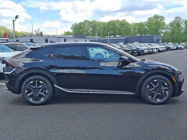 new 2025 Kia EV6 car, priced at $54,550