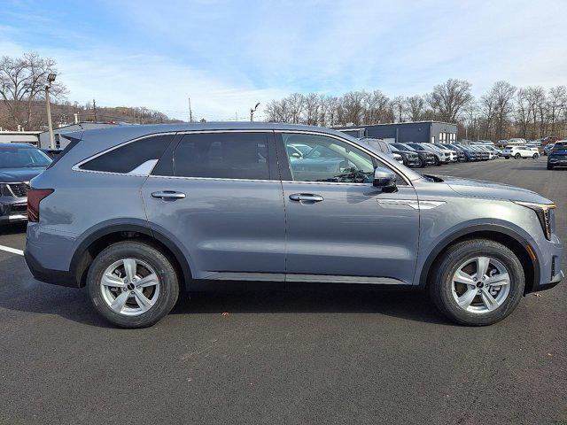 new 2025 Kia Sorento car, priced at $33,630