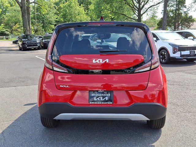 new 2025 Kia Soul car, priced at $24,615