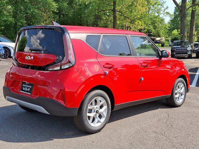 new 2025 Kia Soul car, priced at $24,615