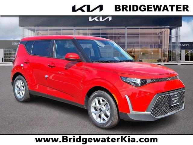 new 2025 Kia Soul car, priced at $24,615