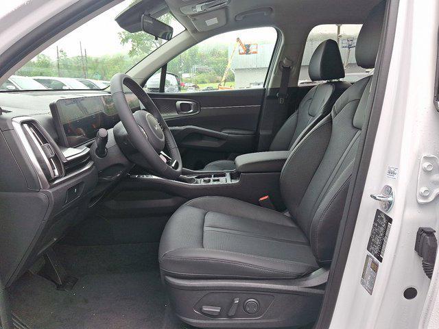 new 2025 Kia Sorento car, priced at $37,025