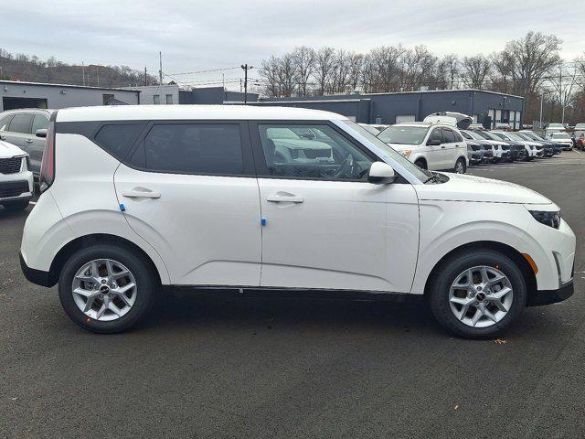 new 2025 Kia Soul car, priced at $23,035