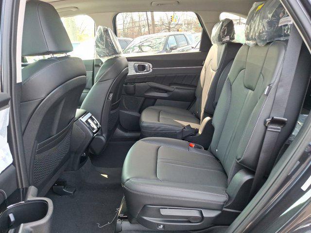 new 2025 Kia Sorento car, priced at $45,440