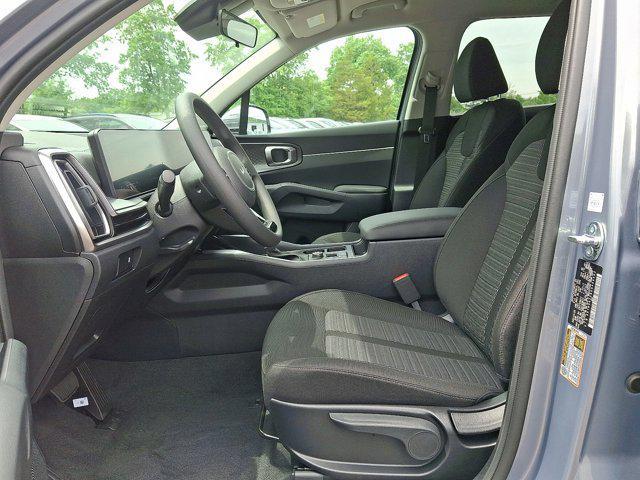 new 2025 Kia Sorento car, priced at $33,630