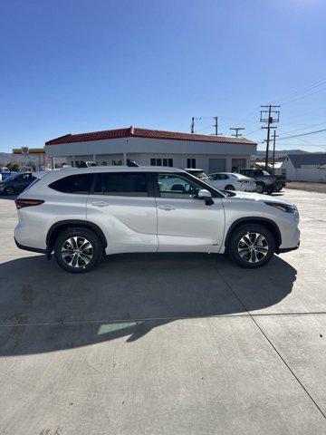 new 2024 Toyota Highlander Hybrid car, priced at $50,196