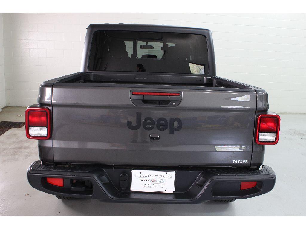 used 2023 Jeep Gladiator car, priced at $29,000
