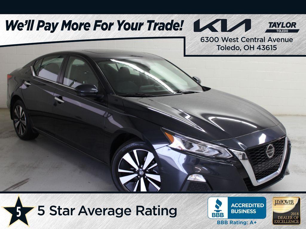 used 2022 Nissan Altima car, priced at $20,376
