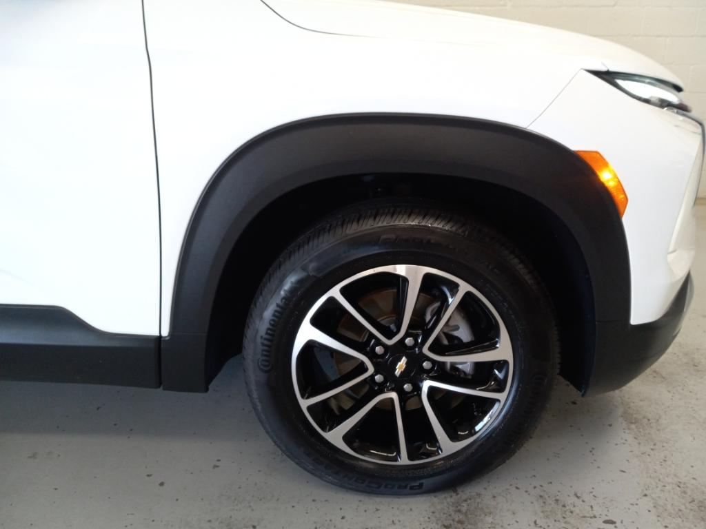 used 2024 Chevrolet TrailBlazer car, priced at $23,032