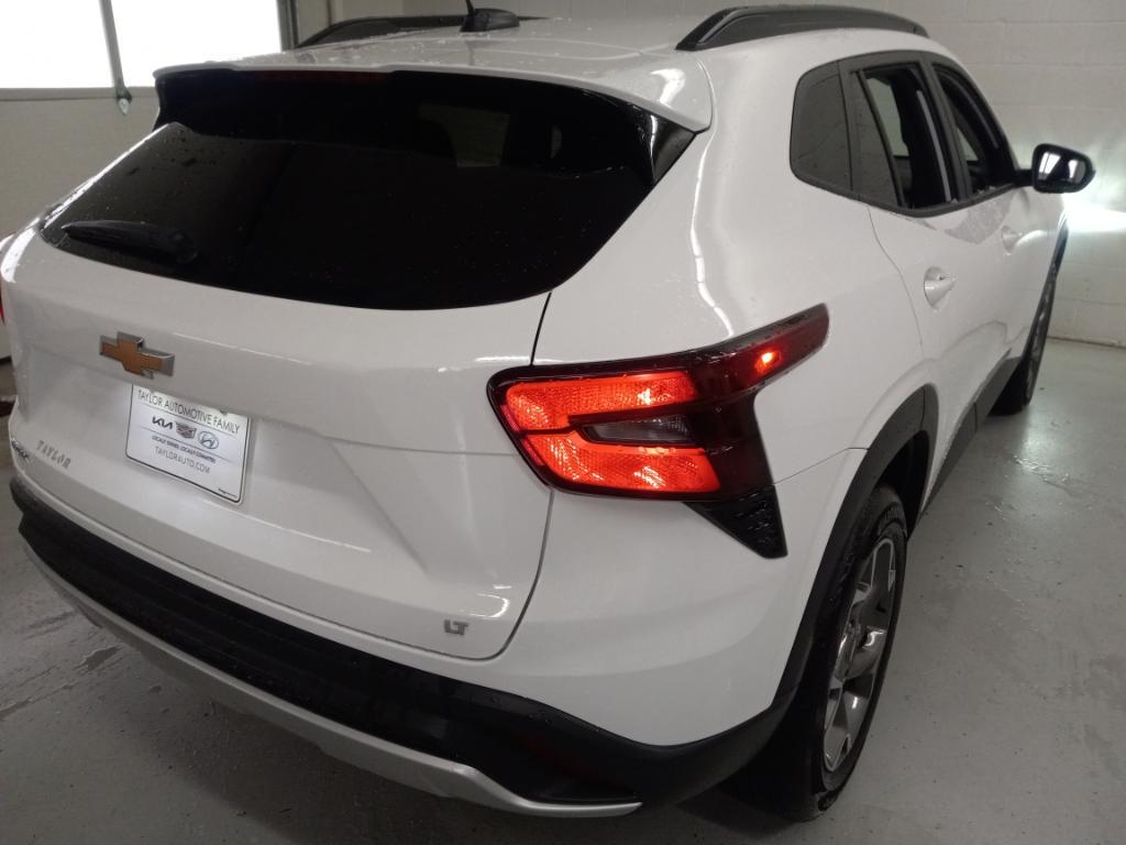 used 2025 Chevrolet Trax car, priced at $22,500