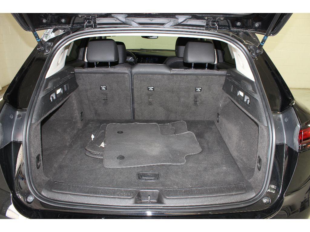 used 2023 Buick Envision car, priced at $22,000
