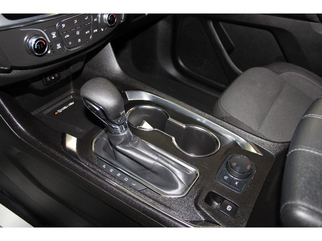 used 2023 Chevrolet Traverse car, priced at $27,000