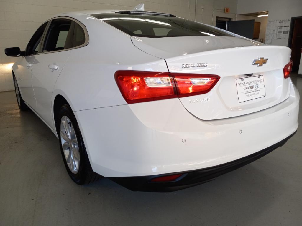 used 2024 Chevrolet Malibu car, priced at $19,112
