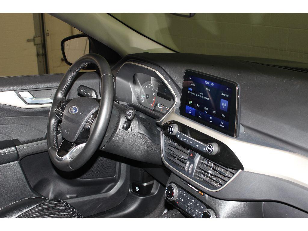 used 2022 Ford Escape car, priced at $23,000