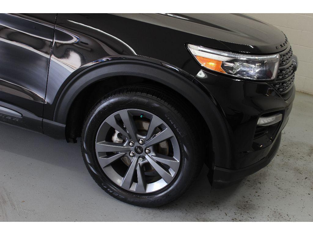 used 2022 Ford Explorer car, priced at $27,000