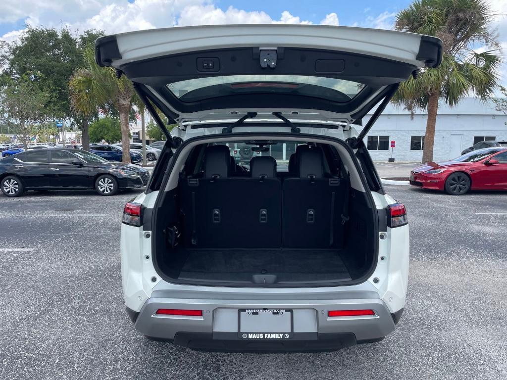 used 2024 Nissan Pathfinder car, priced at $37,999