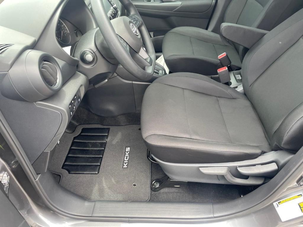 new 2025 Nissan Kicks Play car, priced at $22,661
