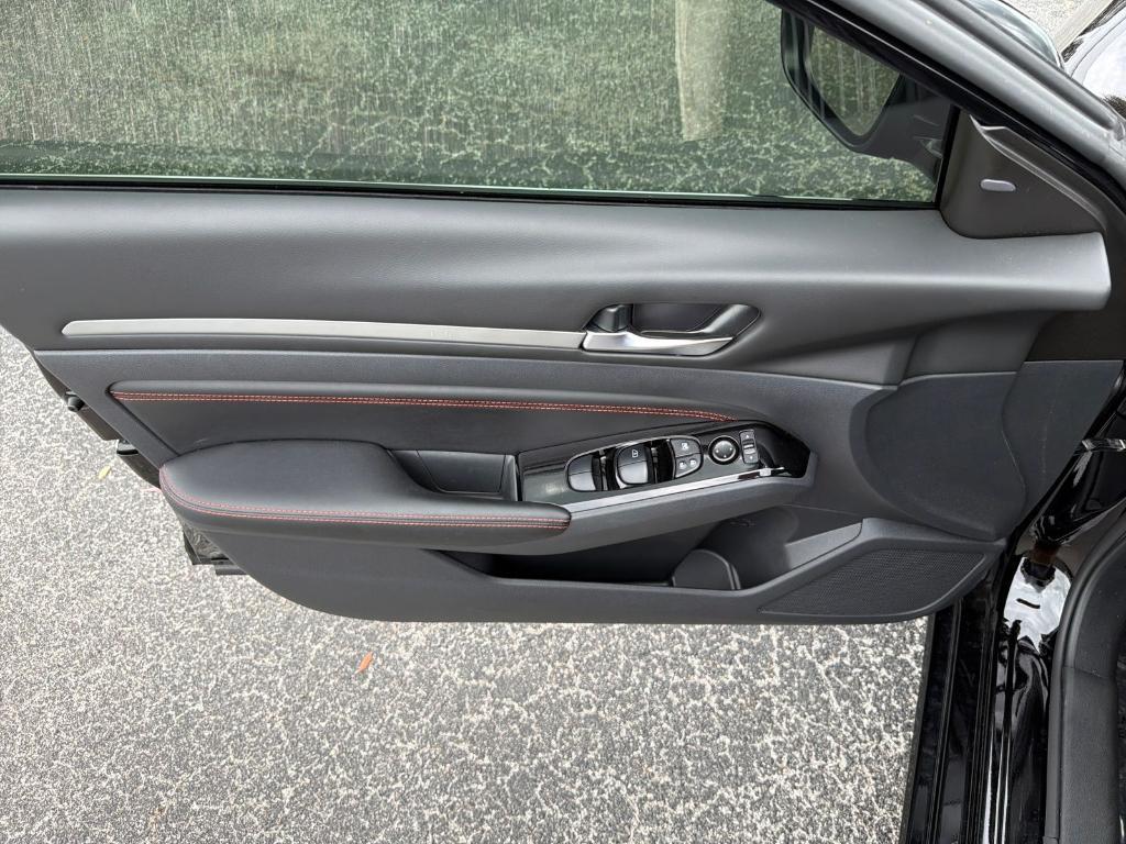 used 2023 Nissan Altima car, priced at $22,687