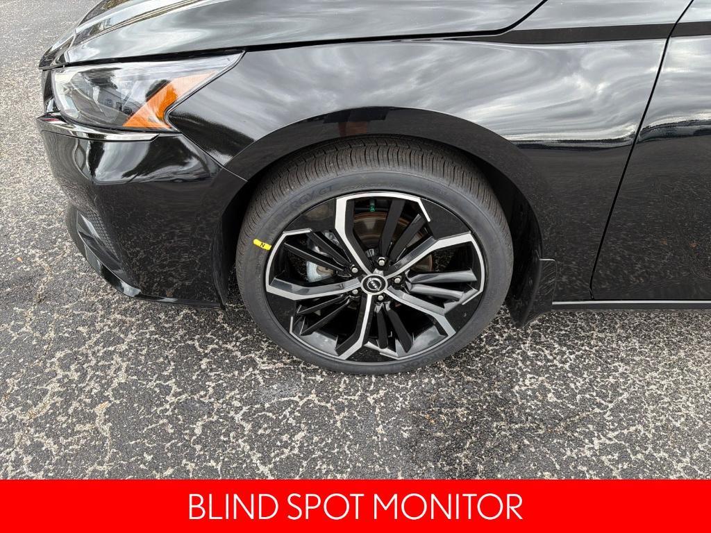 used 2023 Nissan Altima car, priced at $22,687