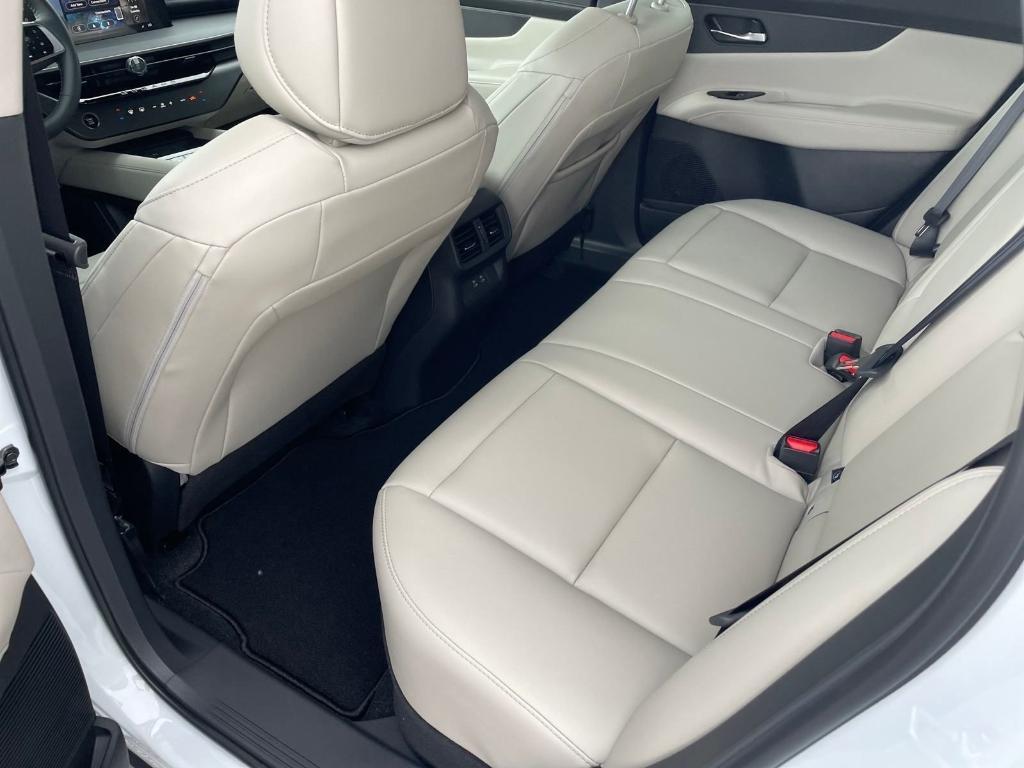 new 2025 Nissan Murano car, priced at $40,999