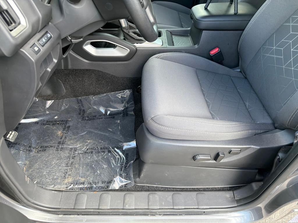 used 2025 Nissan Frontier car, priced at $30,780