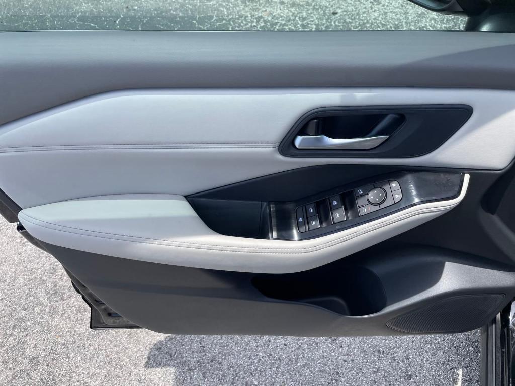 new 2025 Nissan Rogue car, priced at $32,403