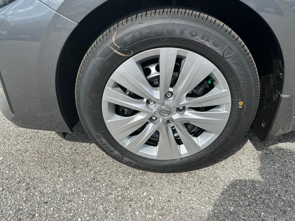 new 2025 Nissan Sentra car, priced at $22,630