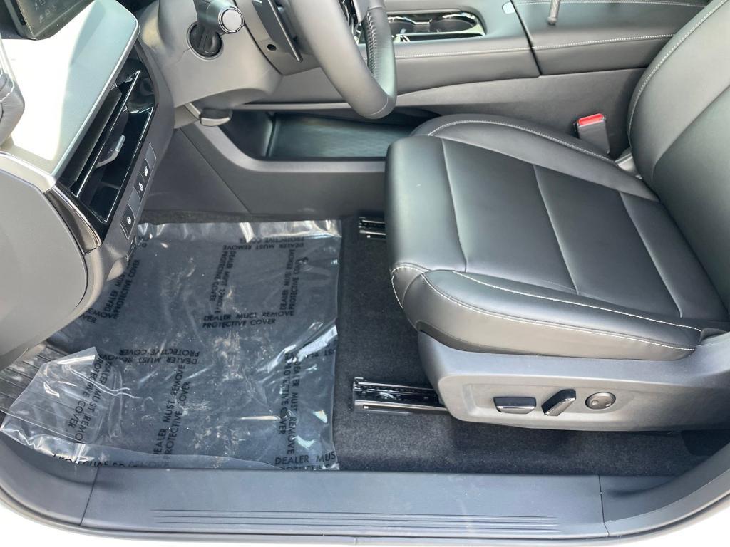 used 2025 Nissan Murano car, priced at $37,997